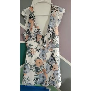 ✨5 for $18 Floral Romper